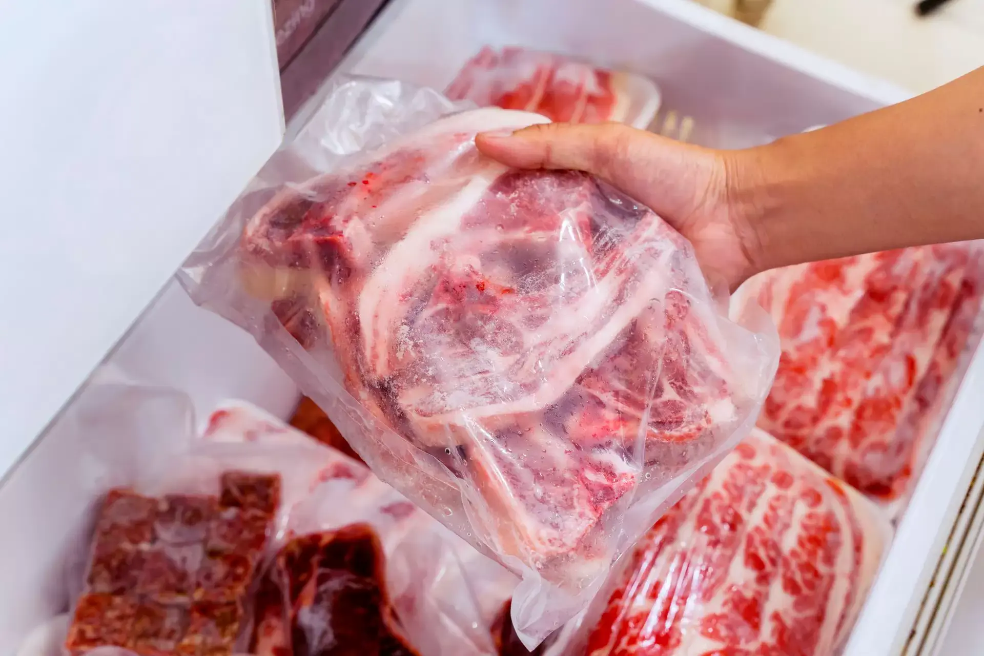 Wie lange kann Fleisch eingefroren werden?