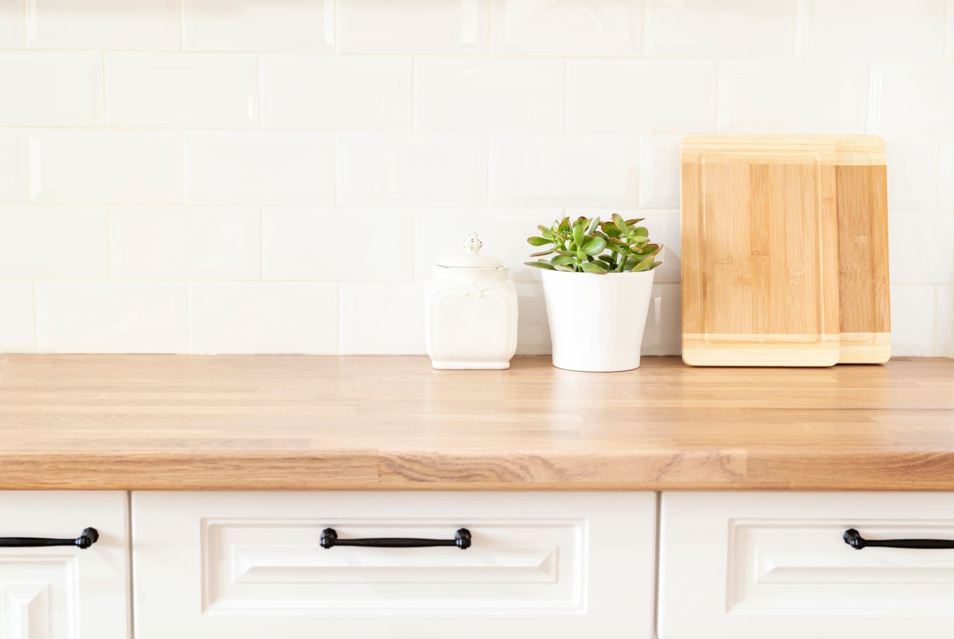 wie Sie Ihre Küchenarbeitsplatte renovieren